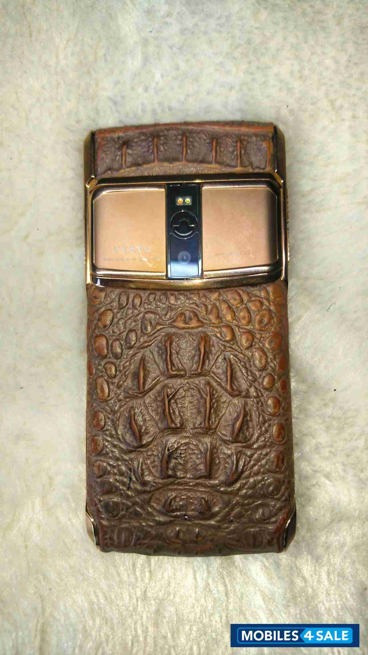 Brown Vertu Signature Touch