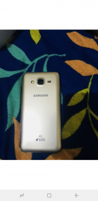 Gold Samsung  j5