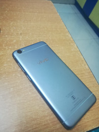 Vivo  Y55L