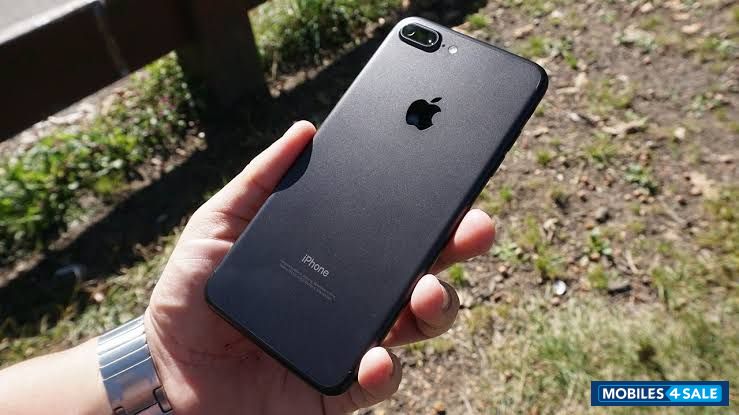 Jett Black Apple  7 plus