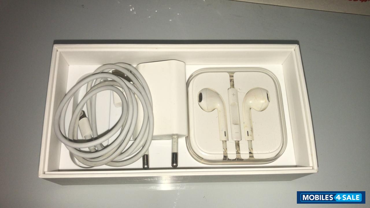 Apple  iphone 6 (64 GB)