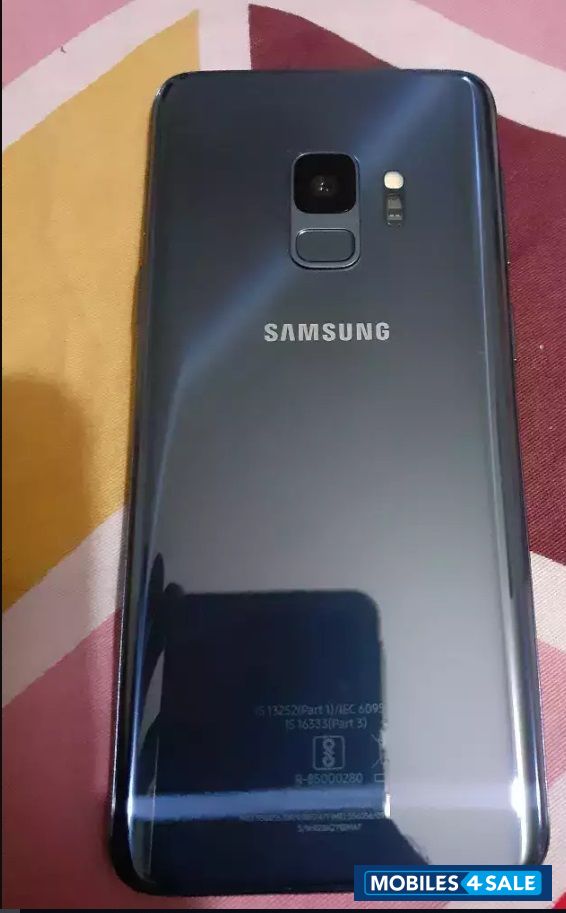 Blue Samsung  Galaxy s9