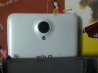 White Xolo  Q 1000