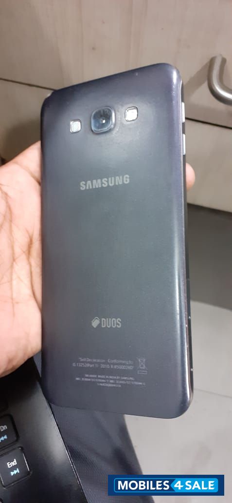 Samsung  A8