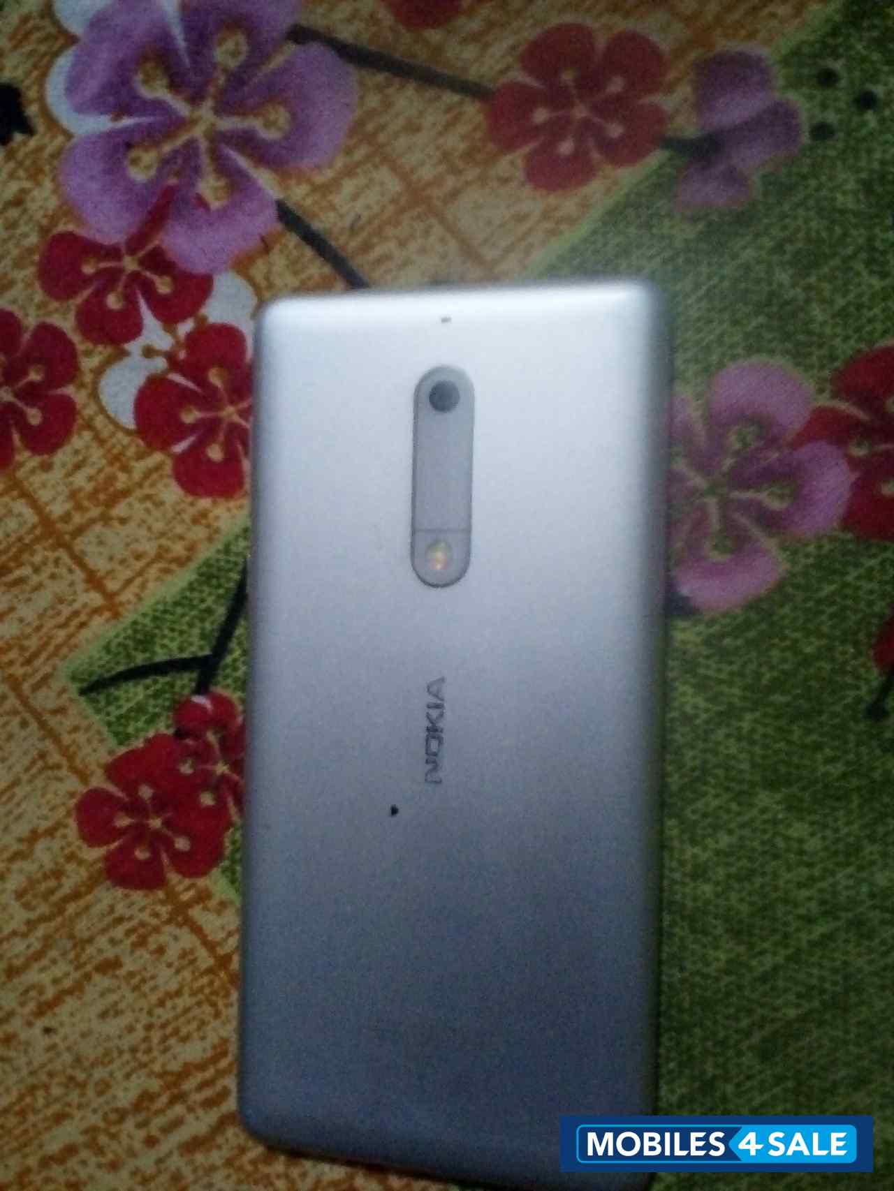 Nokia  5