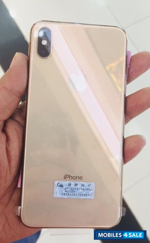 Apple  Xs max 64gb