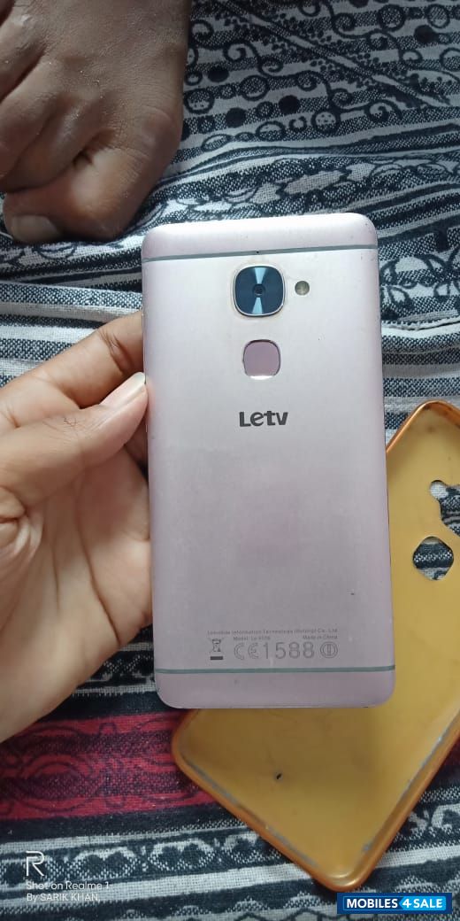 LeEco  S526