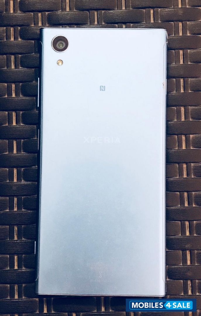 Sony  Sony xa1 plus