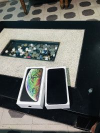 Apple  Xs max 256 gb