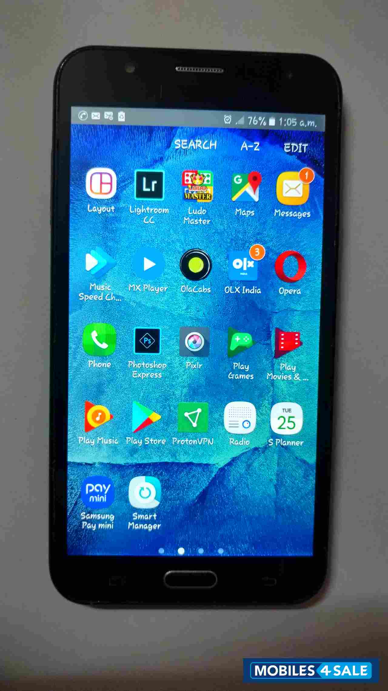 Black Samsung Galaxy J7