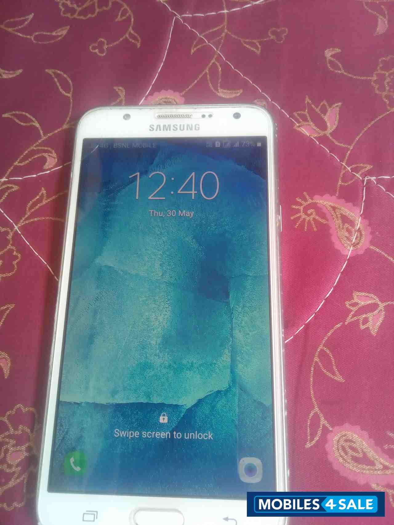 Samsung  J 7