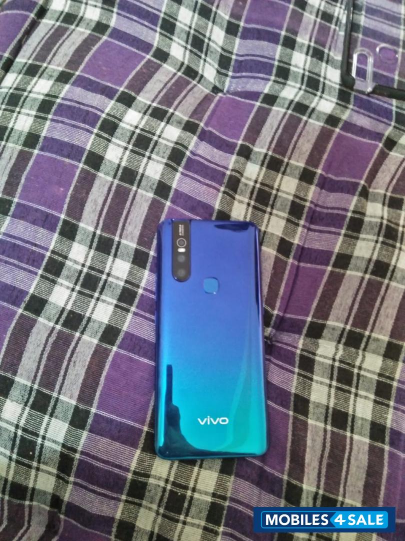 Vivo  V15