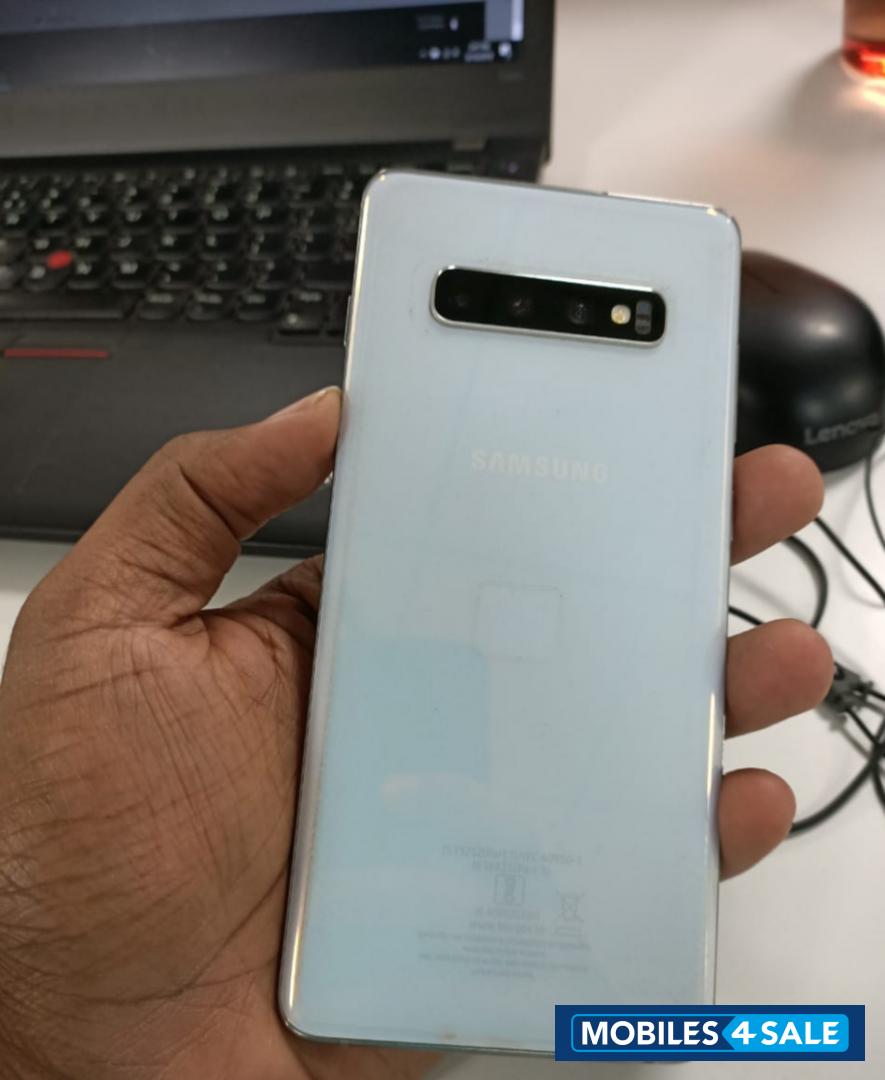 Samsung  Galaxy S10 plus