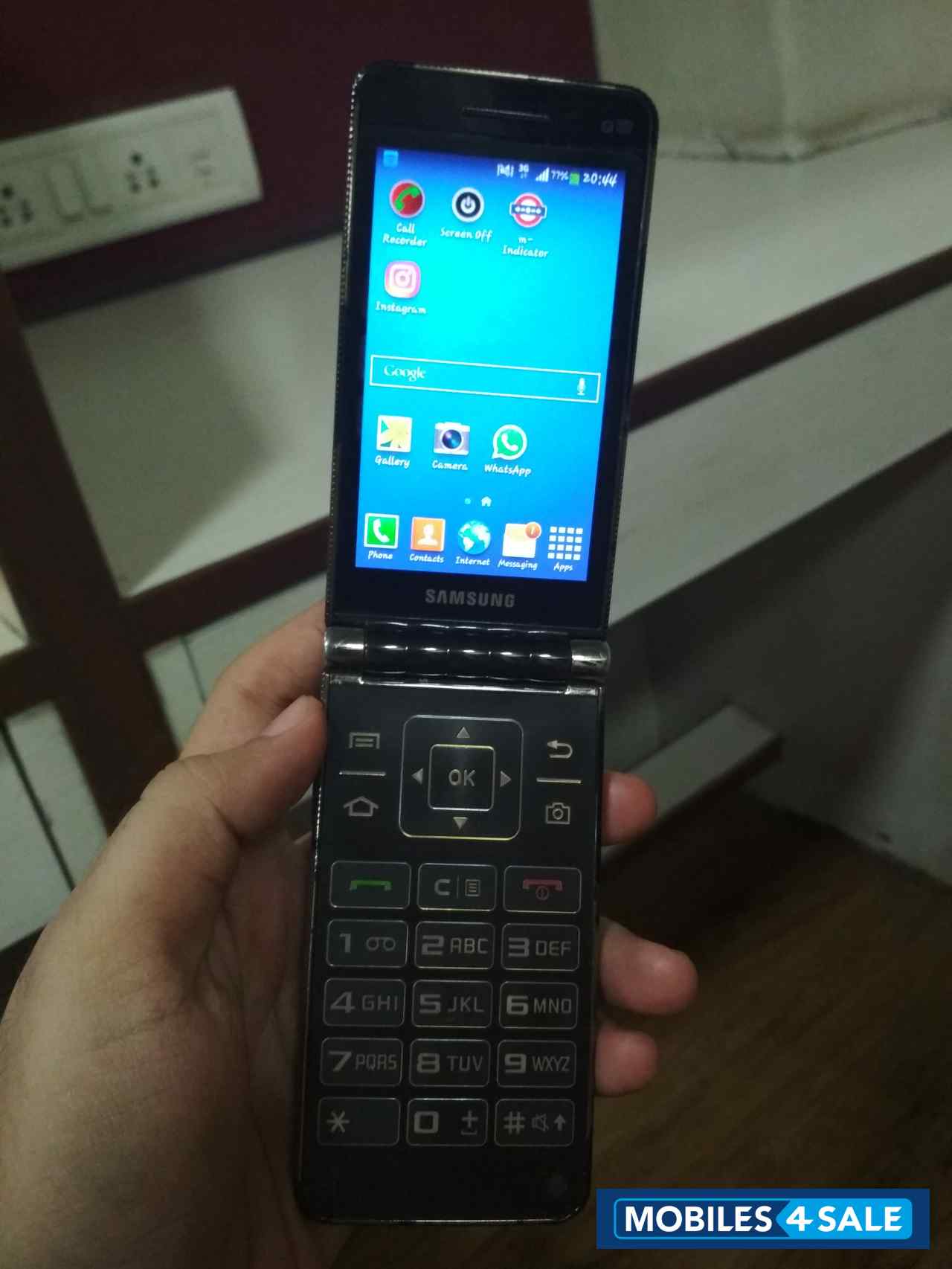 Samsung  Galaxy golden Flip phone I9230