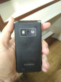 Samsung  Galaxy golden Flip phone I9230