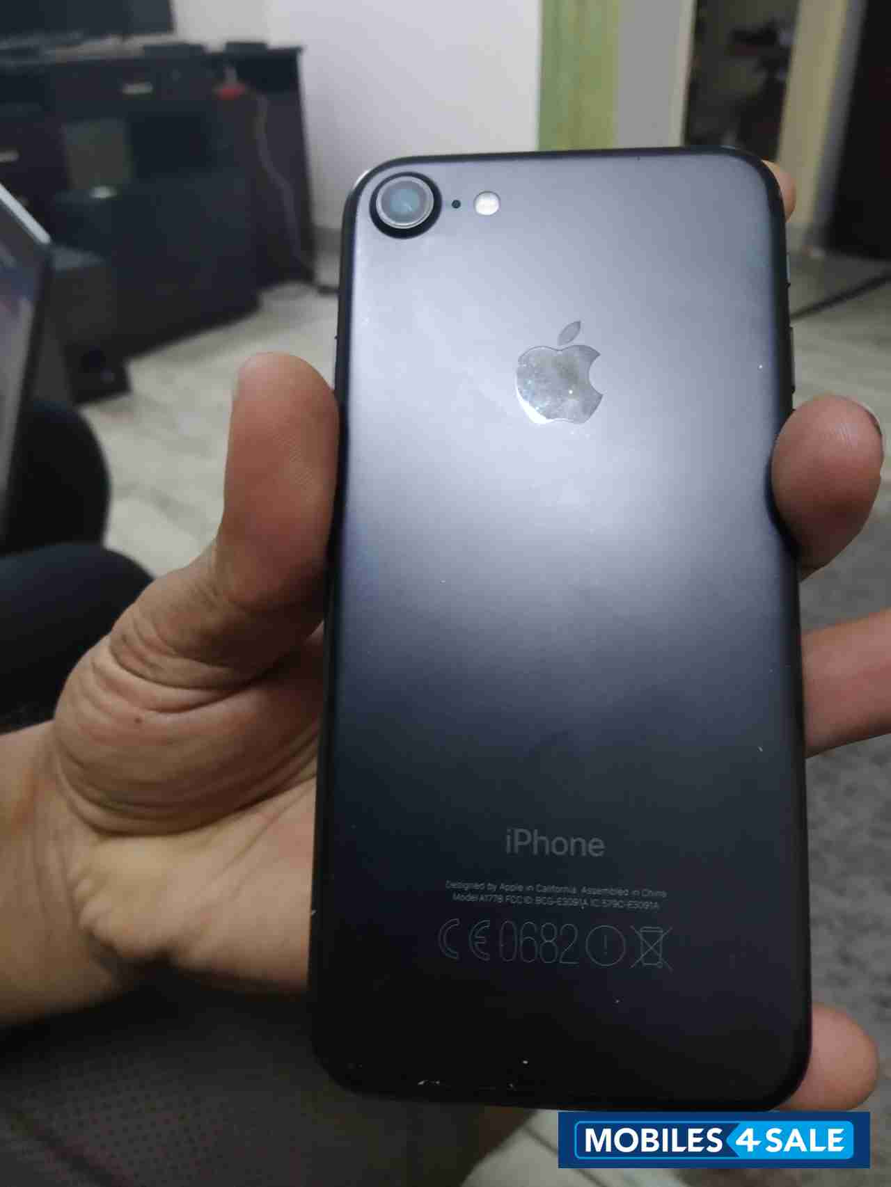 Apple  IPhone 7