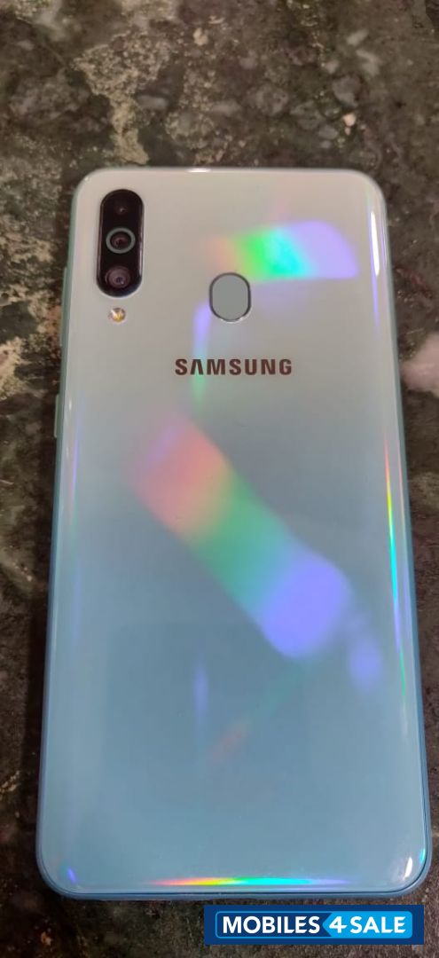 Samsung  Galaxy m40