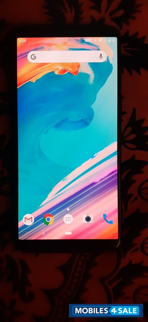 OnePlus  5T