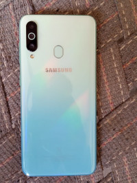 Samsung  Samsung m40