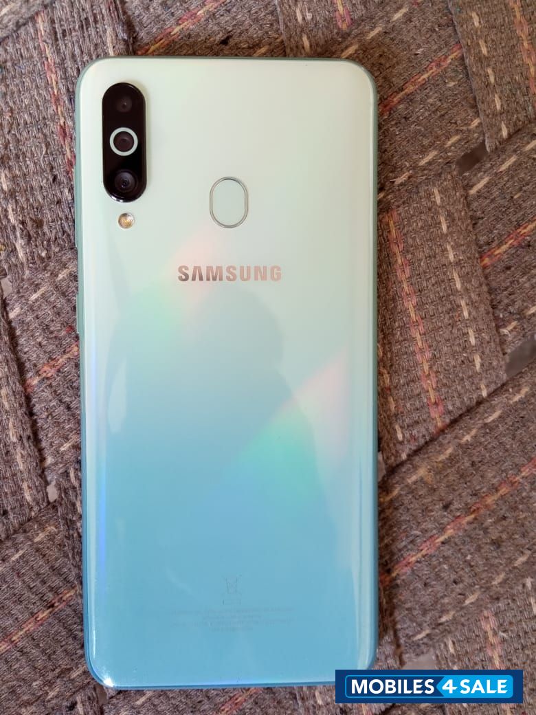 Samsung  GALAXY m40