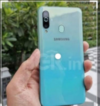 Samsung  Galaxy m40