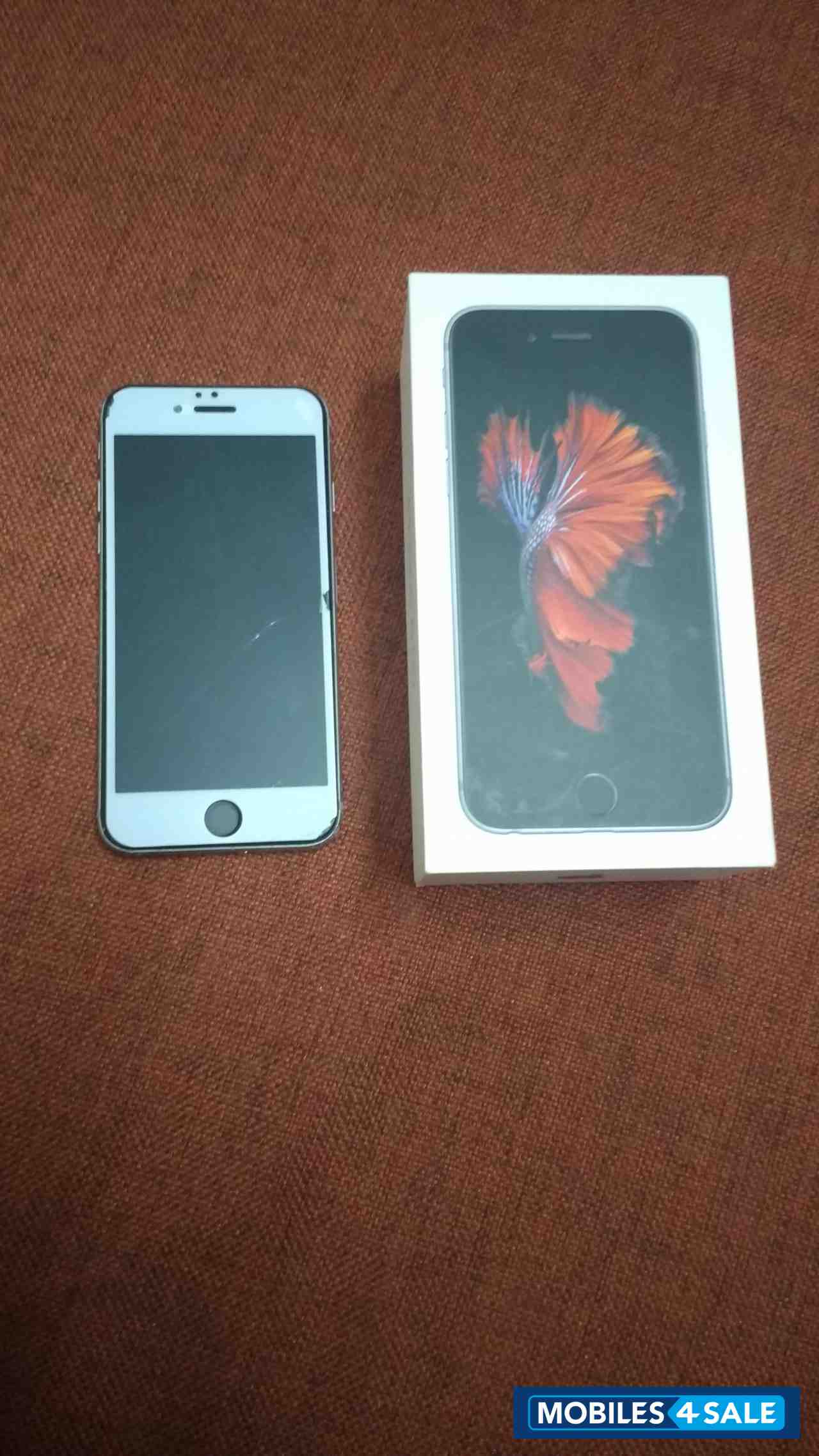 Apple  iPhone 6s 64gb silver