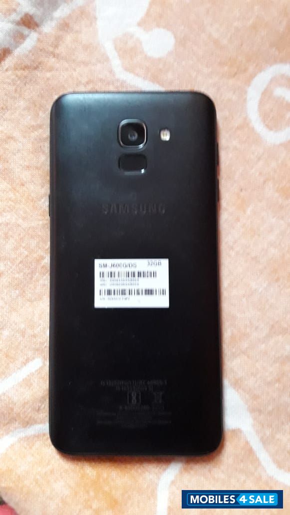 Samsung  J6