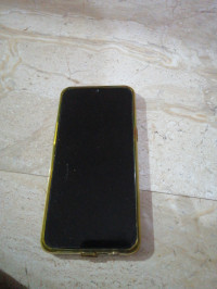 Black Realme  3