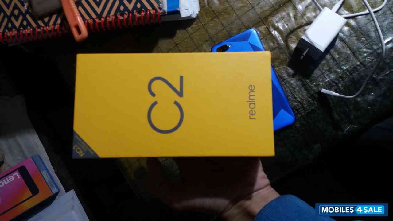 Realme  C2