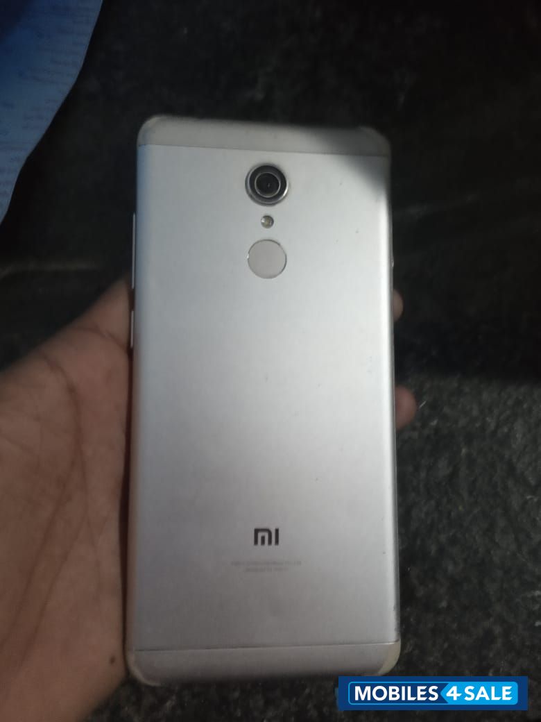 Redmi  Redmi 5