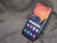 Samsung  Galaxy A50