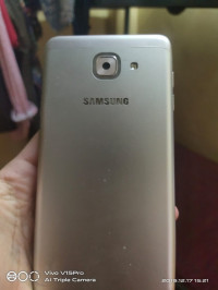 Samsung  Galaxy j7 max