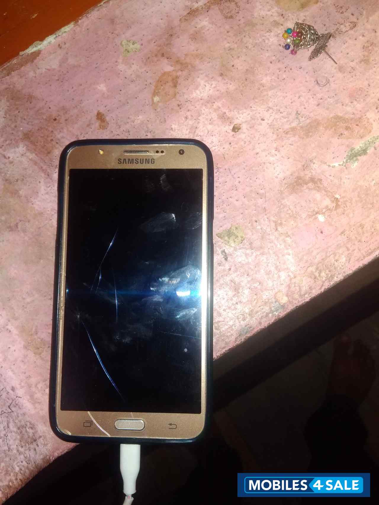 Samsung  Galaxy j7