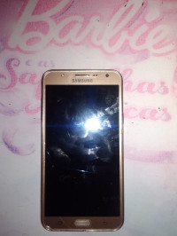 Samsung  Galaxy j7