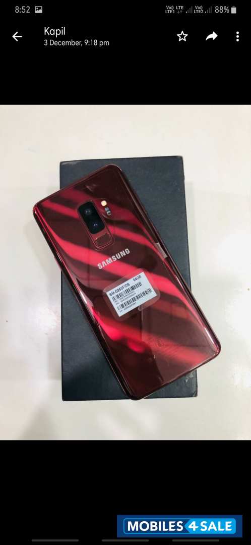 Red Samsung  Galaxy s9plus