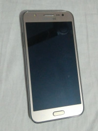 Samsung  j5