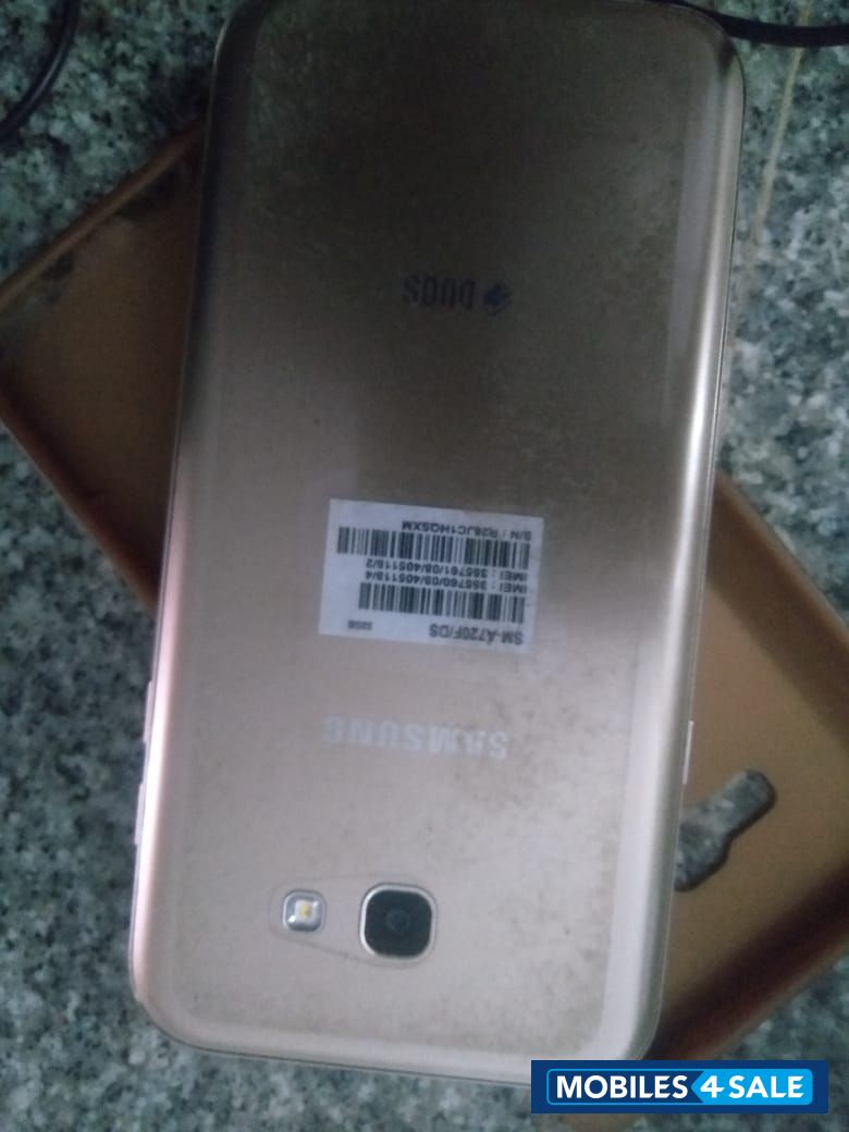 Golden Samsung  A7 (2017)