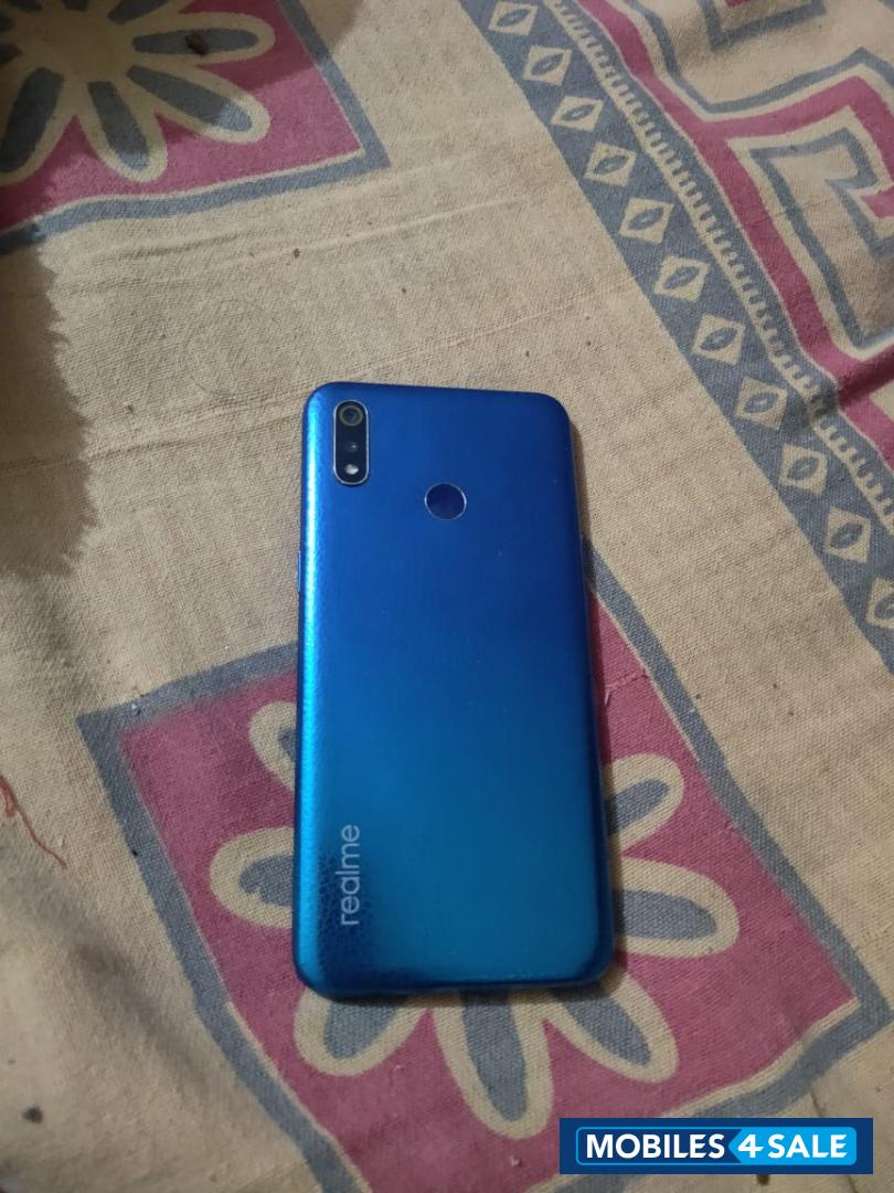 Realme  3