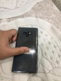 Black Samsung  Galaxy note 9