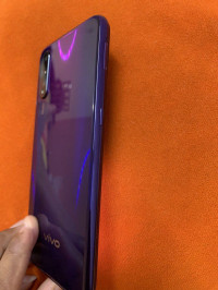 Vivo  z1x