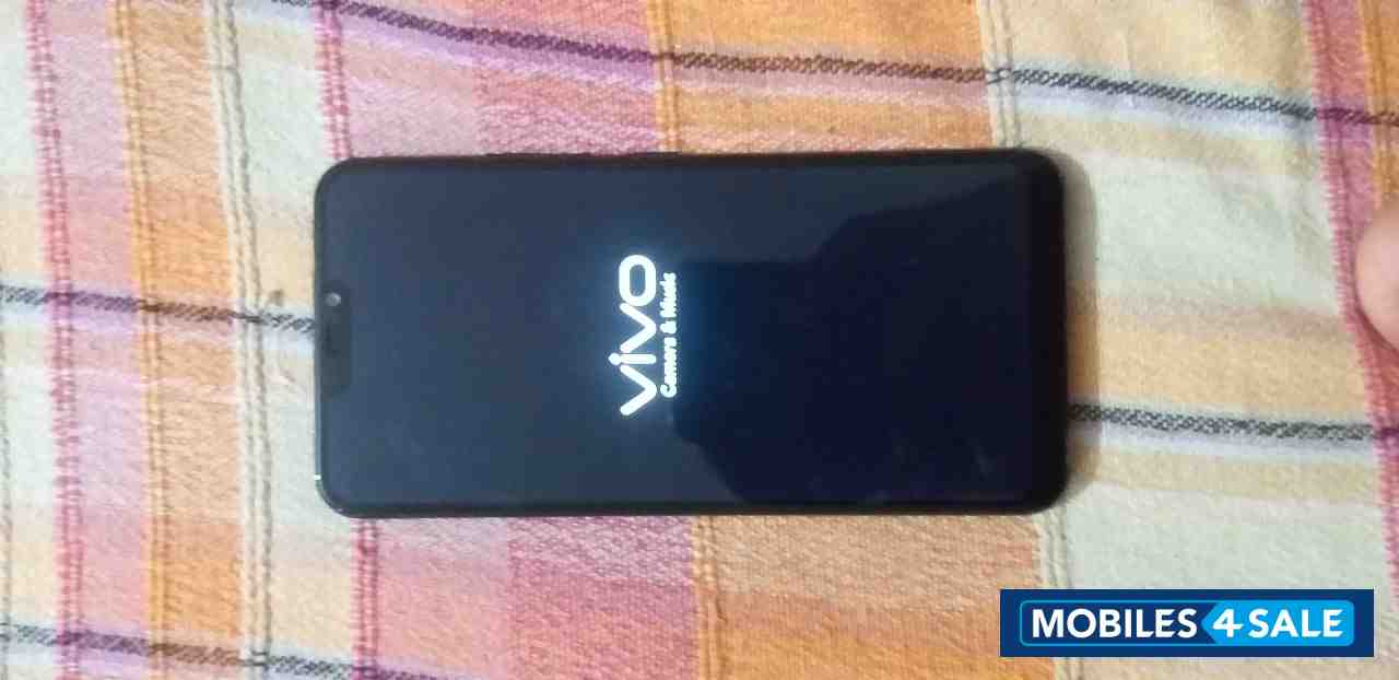 Black Vivo  vivo y 81