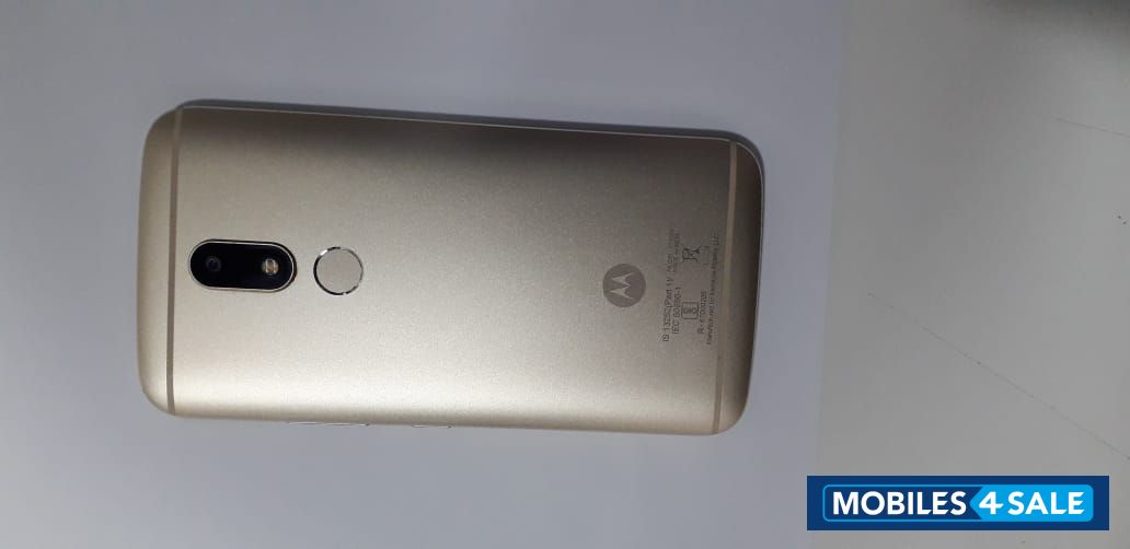 Motorola  Moto m