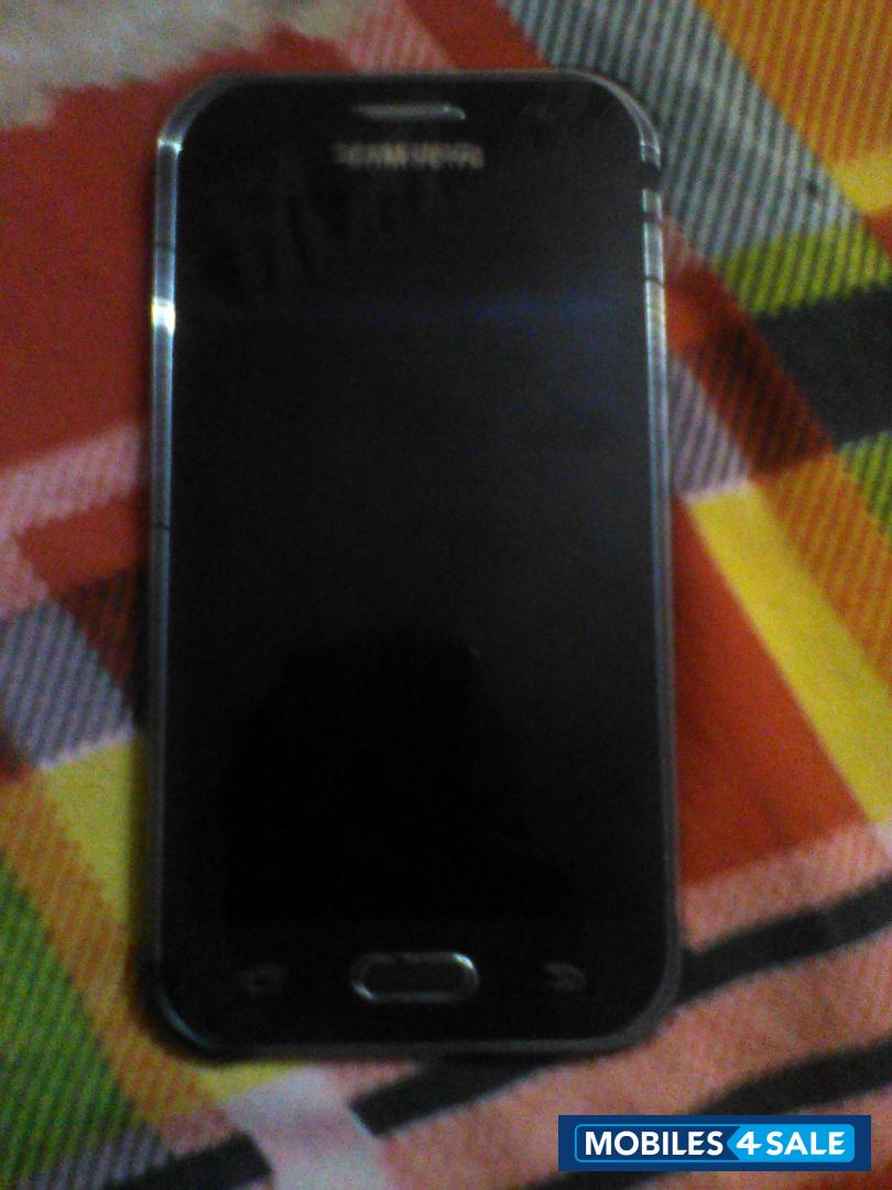 Samsung  Galaxy j1 ace