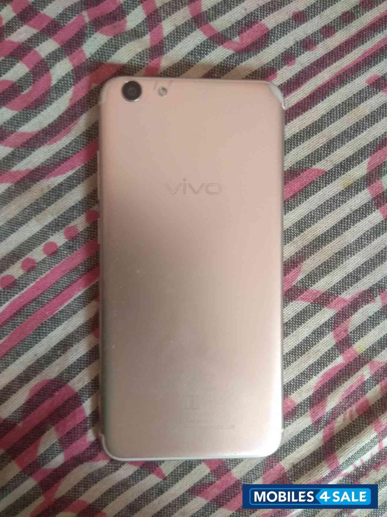 Vivo  Y69