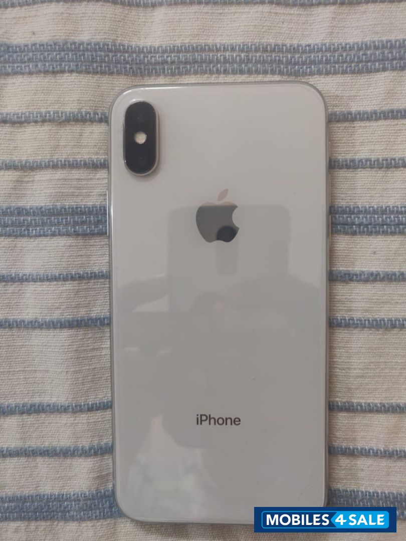 Silver Apple  iPhone x