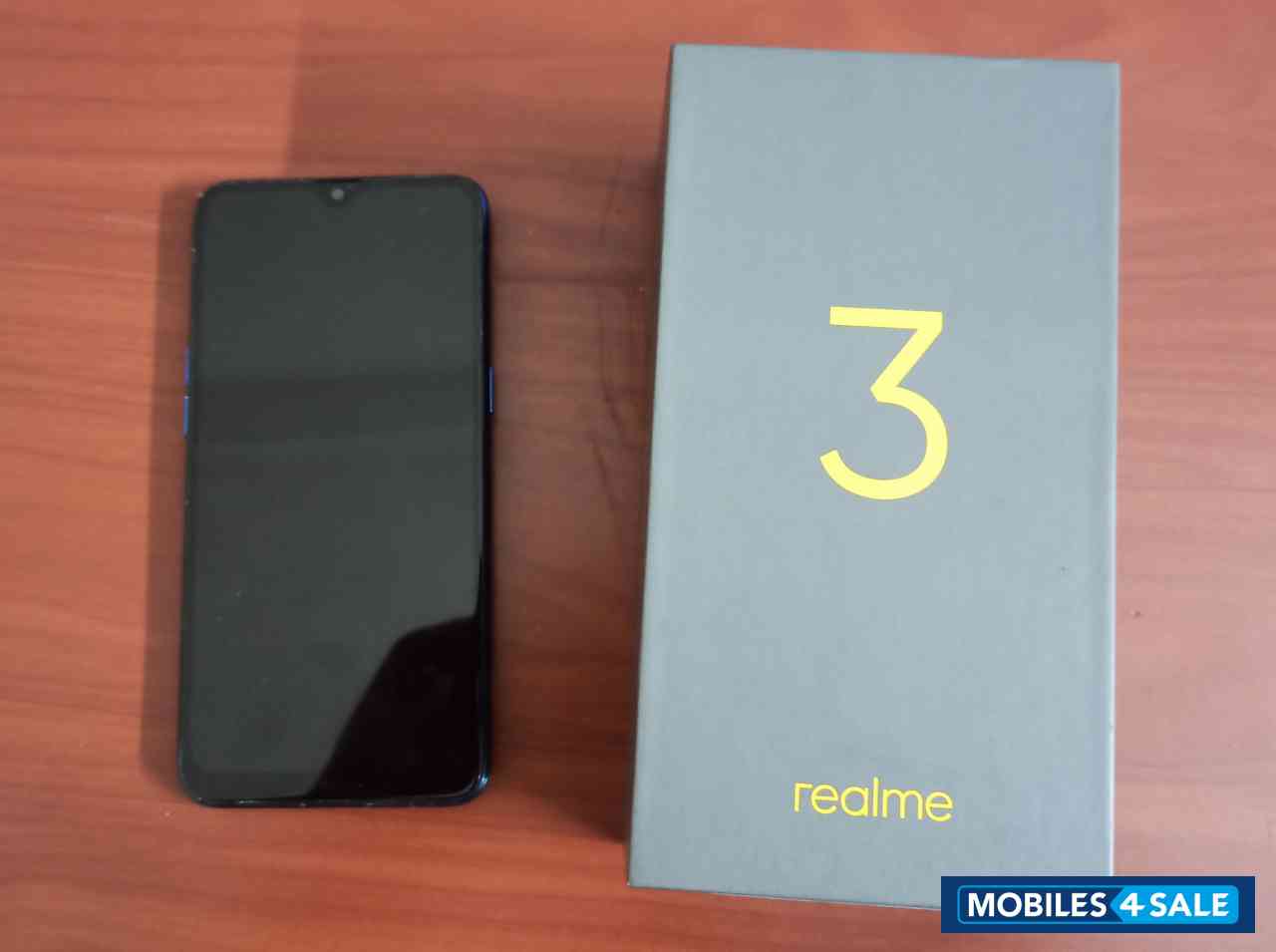 Realme  3