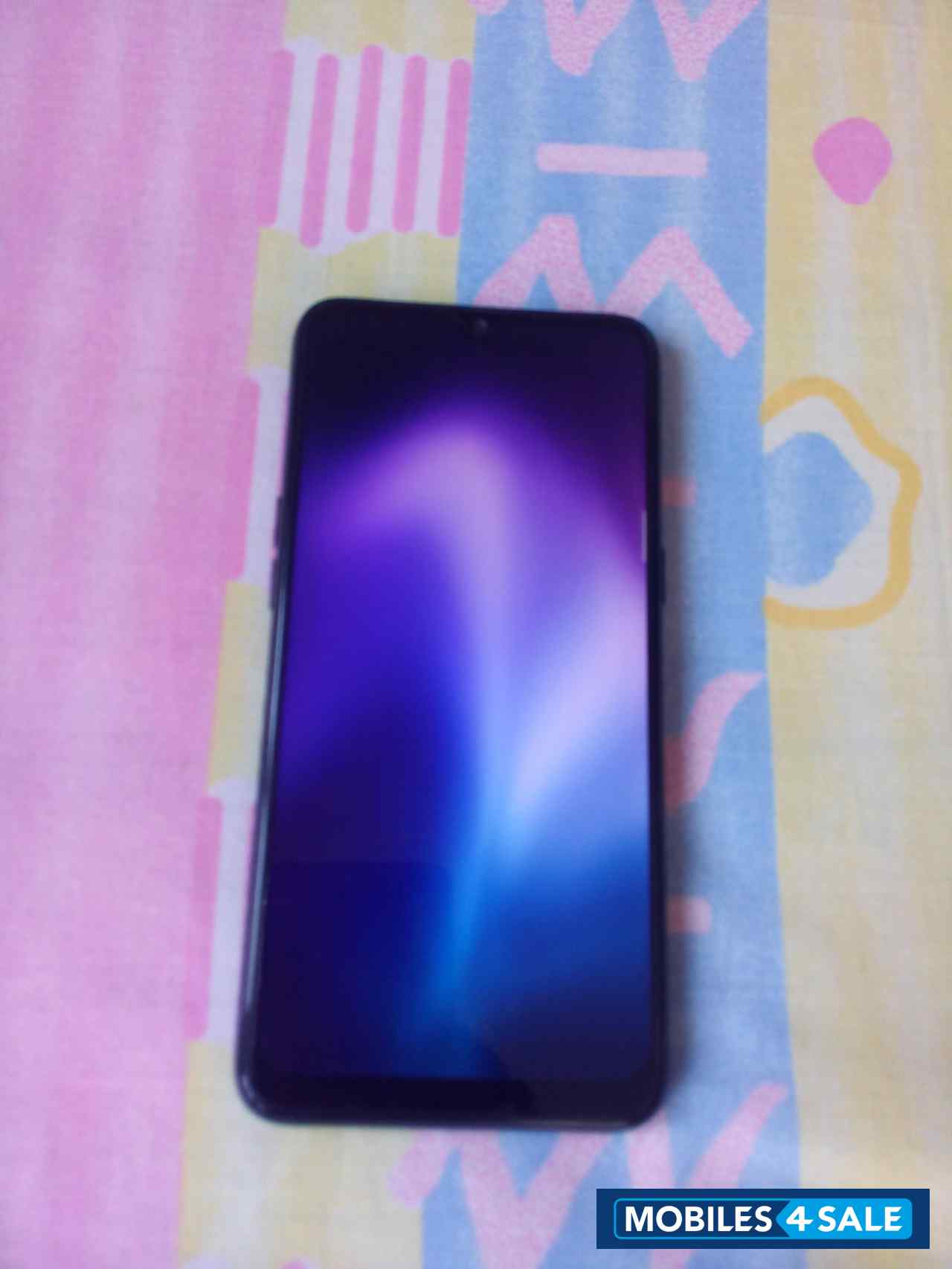 Realme  3