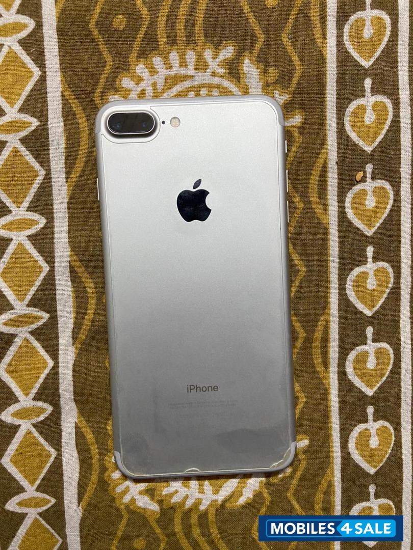 Apple  iPhone 7 plus