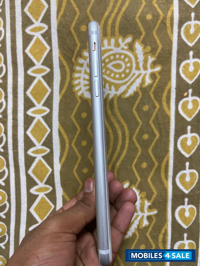 Apple  iPhone 7 plus