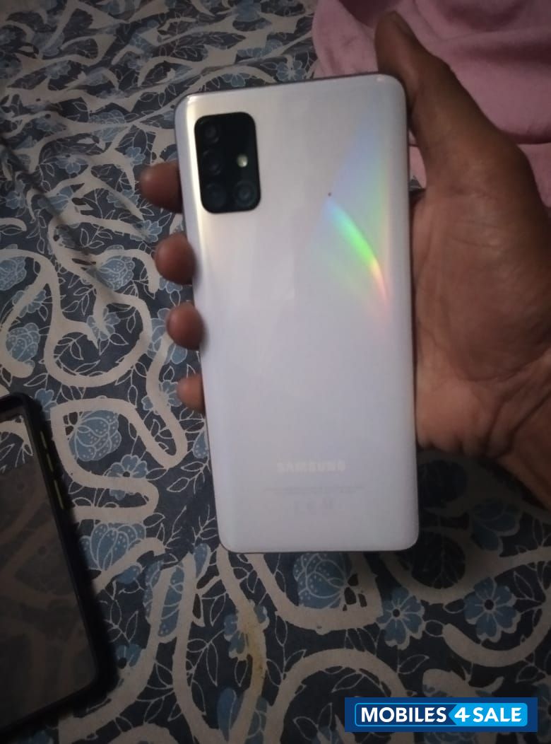 Samsung  A51